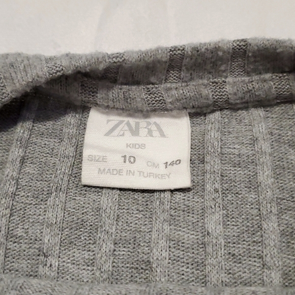 Zara Girls Knit Pearl Long Sleeve Grey Shirt - Picture 3 of 5